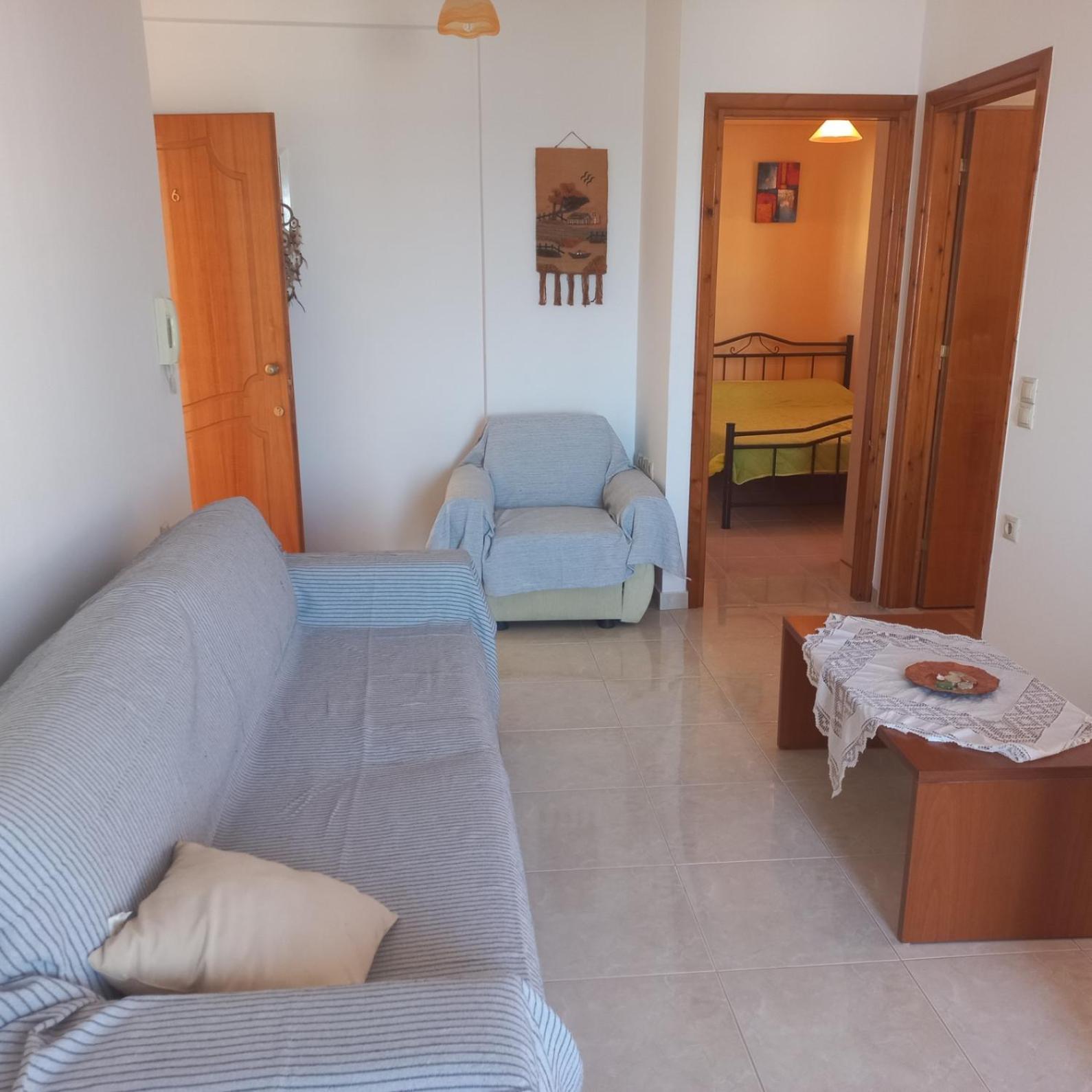 Central Rooms Makry Gialos  Exterior photo