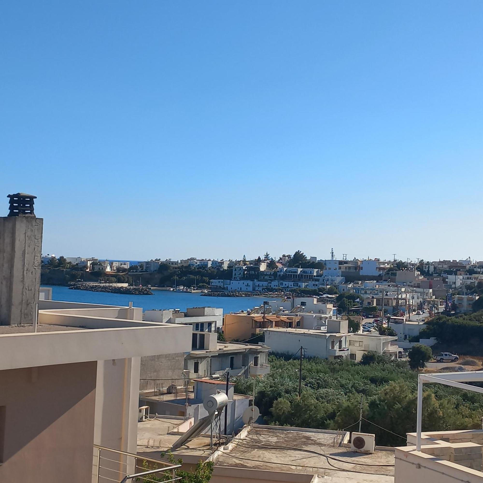 Central Rooms Makry Gialos  Exterior photo